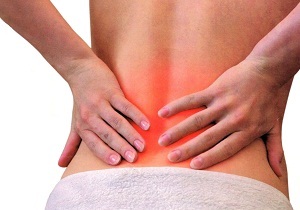 warum es Rückenschmerzen in der Lendengegend gibt